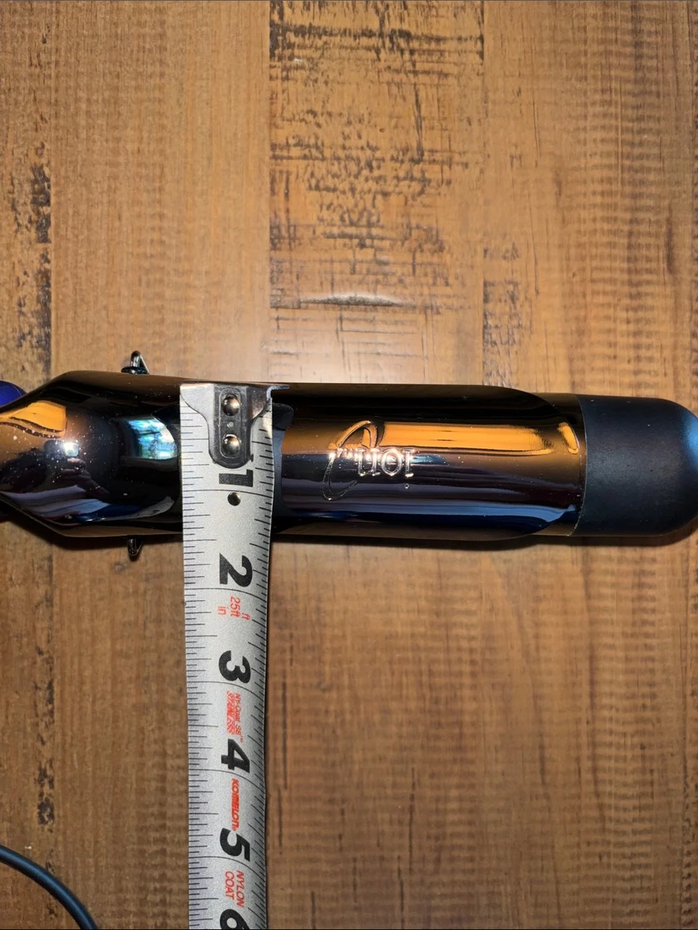 Ion curling iron